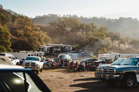 How to Choose the Right Truck Cap: Steel vs. Fiberglass